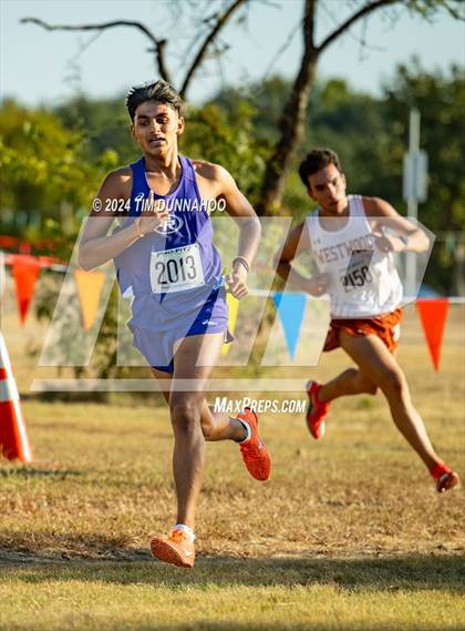 Thumbnail 1 in UIL 6A Boys Cross Country District 25 Finals photogallery.