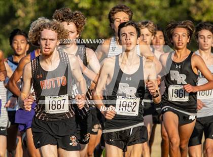 Thumbnail 1 in UIL 6A Boys Cross Country District 25 Finals photogallery.