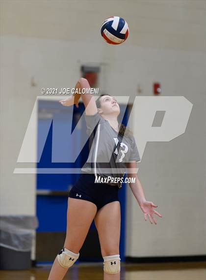 Thumbnail 3 in Smithson Valley @ Clemens photogallery.