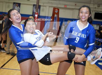 Thumbnail 1 in Englewood @ Stanton (FHSAA 5A District 3 Finals) photogallery.