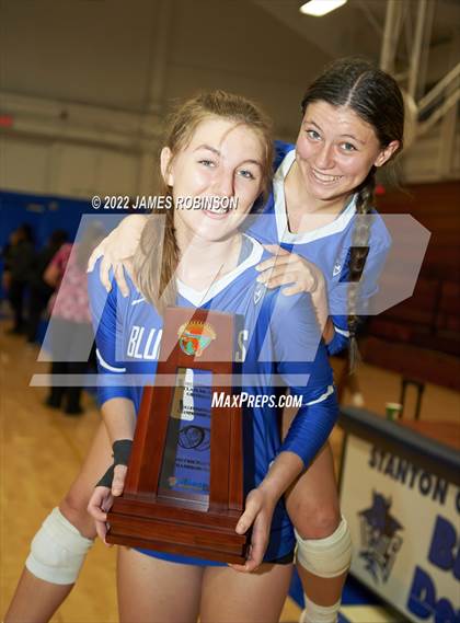Thumbnail 2 in Englewood @ Stanton (FHSAA 5A District 3 Finals) photogallery.