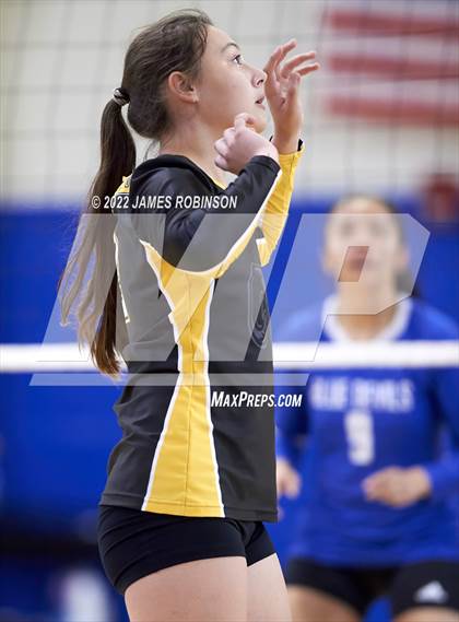 Thumbnail 3 in Englewood @ Stanton (FHSAA 5A District 3 Finals) photogallery.
