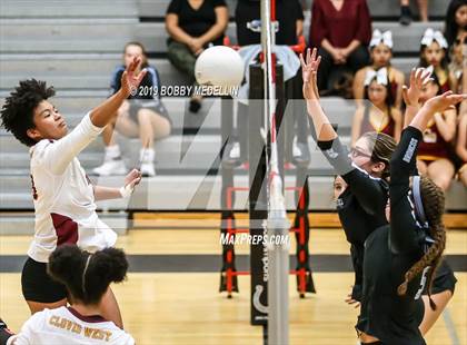 Thumbnail 1 in Clovis West @ Clovis North photogallery.