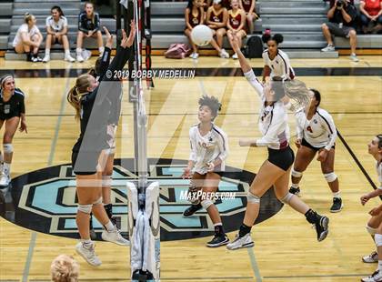 Thumbnail 1 in Clovis West @ Clovis North photogallery.