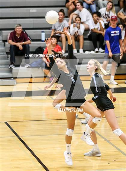 Thumbnail 3 in Clovis West @ Clovis North photogallery.