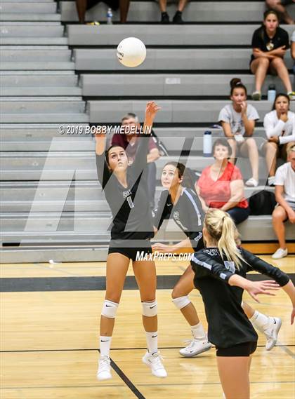 Thumbnail 3 in Clovis West @ Clovis North photogallery.