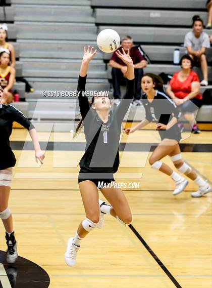 Thumbnail 3 in Clovis West @ Clovis North photogallery.