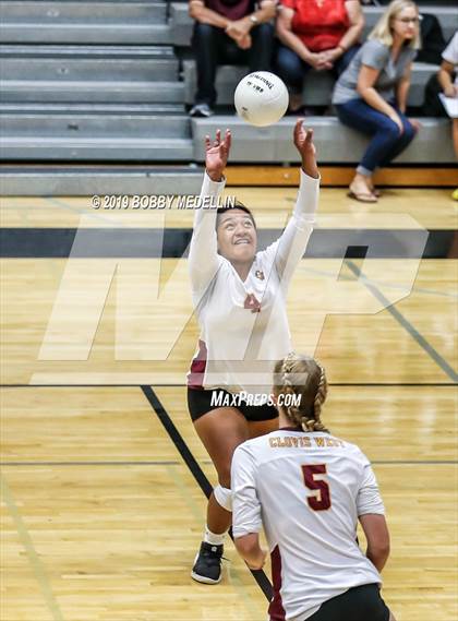 Thumbnail 2 in Clovis West @ Clovis North photogallery.