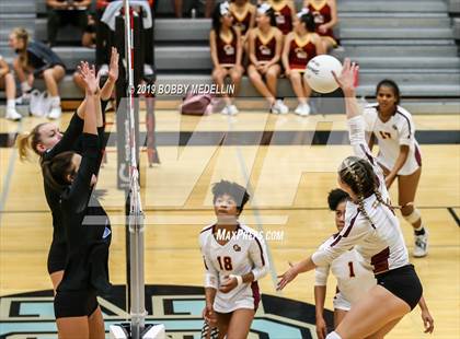 Thumbnail 2 in Clovis West @ Clovis North photogallery.