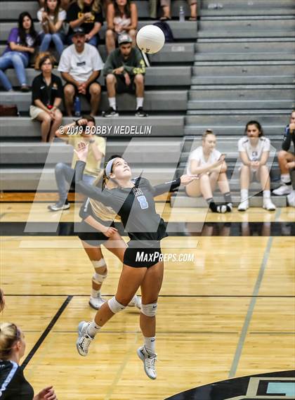 Thumbnail 1 in Clovis West @ Clovis North photogallery.