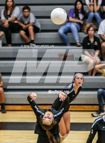 Thumbnail 1 in Clovis West @ Clovis North photogallery.