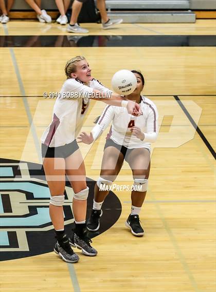 Thumbnail 3 in Clovis West @ Clovis North photogallery.