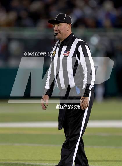 Thumbnail 3 in Clovis North @ De La Salle (CIF State North Regional D1-AA Final) photogallery.