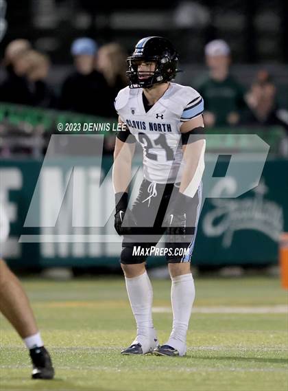 Thumbnail 1 in Clovis North @ De La Salle (CIF State North Regional D1-AA Final) photogallery.