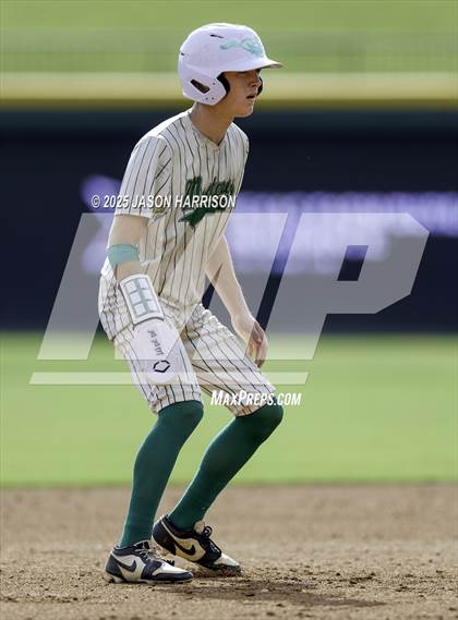 Thumbnail 1 in Overton vs. Collinsville (UIL Baseball 2A D2 Final) photogallery.