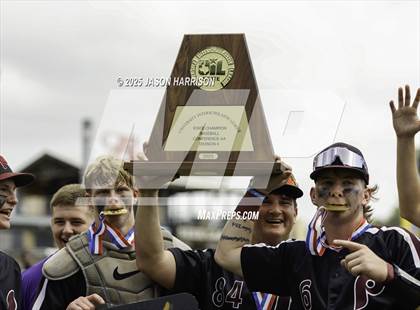Thumbnail 3 in Overton vs. Collinsville (UIL Baseball 2A D2 Final) photogallery.