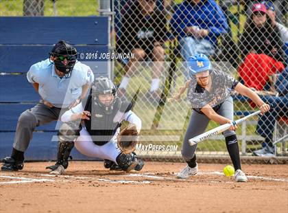 Thumbnail 1 in La Mirada vs. El Toro photogallery.