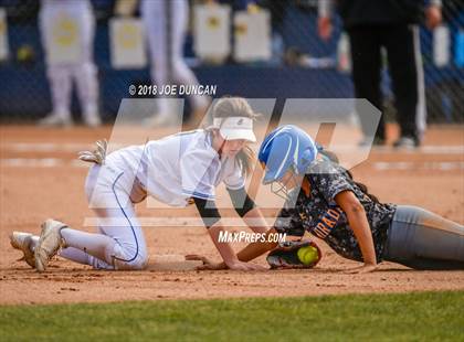 Thumbnail 3 in La Mirada vs. El Toro photogallery.