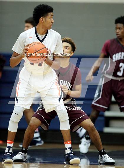 Thumbnail 3 in Sherman @ Wakeland photogallery.