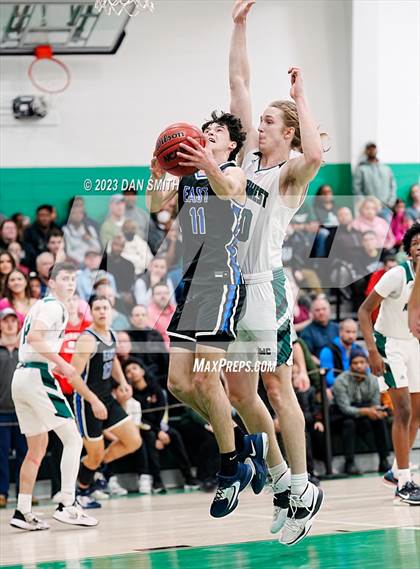 Thumbnail 2 in East Catholic @ Northwest Catholic photogallery.