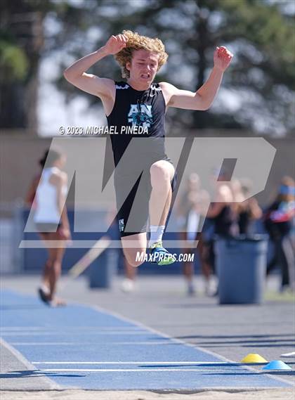 Thumbnail 2 in South Coast League Finals photogallery.
