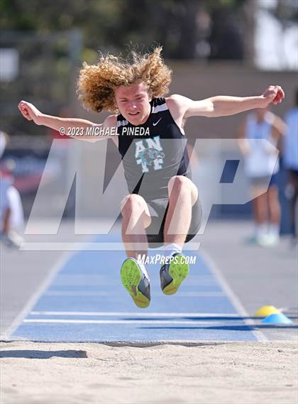 Thumbnail 3 in South Coast League Finals photogallery.