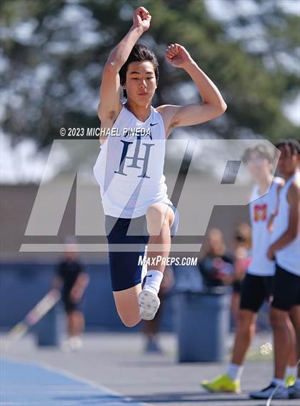 Thumbnail 1 in South Coast League Finals photogallery.