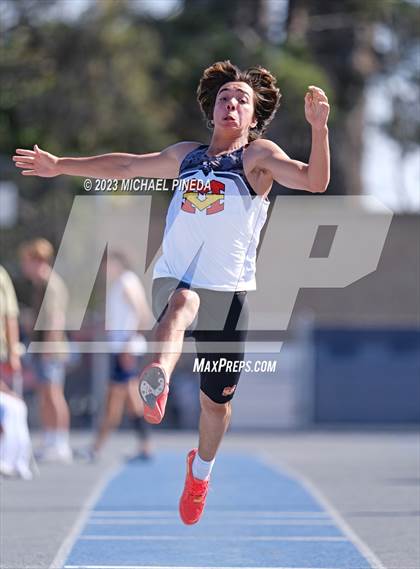Thumbnail 2 in South Coast League Finals photogallery.