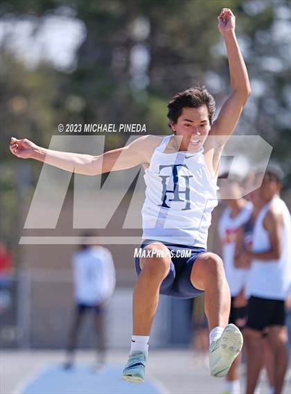 Thumbnail 1 in South Coast League Finals photogallery.