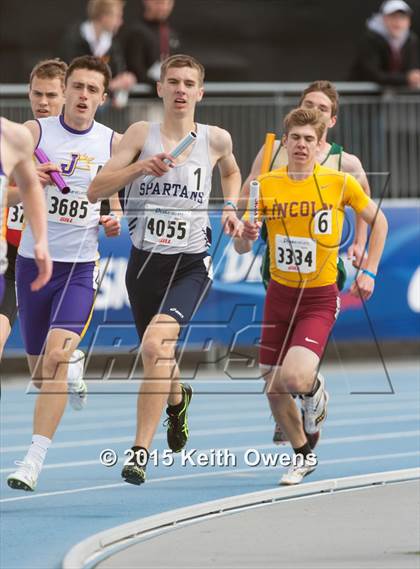 Thumbnail 3 in 2015 Drake Relays photogallery.