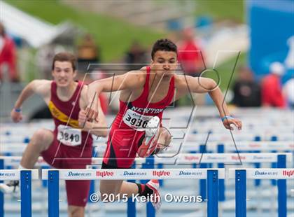 Thumbnail 3 in 2015 Drake Relays photogallery.