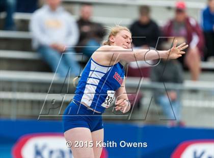 Thumbnail 2 in 2015 Drake Relays photogallery.