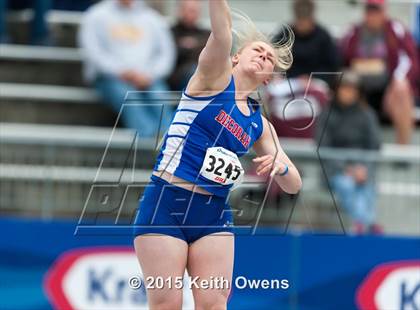 Thumbnail 1 in 2015 Drake Relays photogallery.