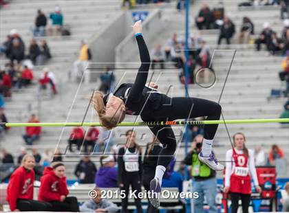 Thumbnail 3 in 2015 Drake Relays photogallery.