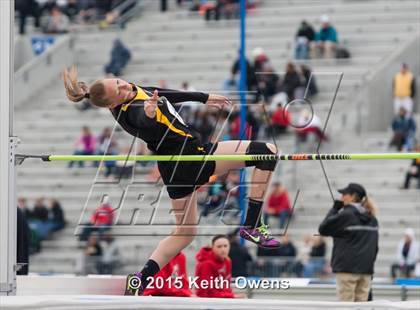 Thumbnail 3 in 2015 Drake Relays photogallery.