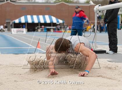 Thumbnail 1 in 2015 Drake Relays photogallery.