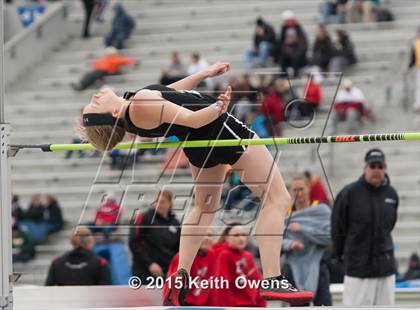 Thumbnail 1 in 2015 Drake Relays photogallery.