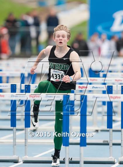 Thumbnail 2 in 2015 Drake Relays photogallery.