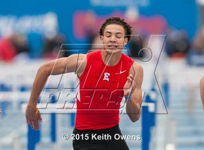 Thumbnail 1 in 2015 Drake Relays photogallery.