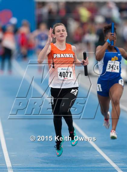 Thumbnail 2 in 2015 Drake Relays photogallery.