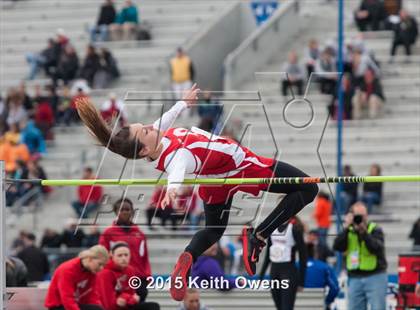 Thumbnail 2 in 2015 Drake Relays photogallery.