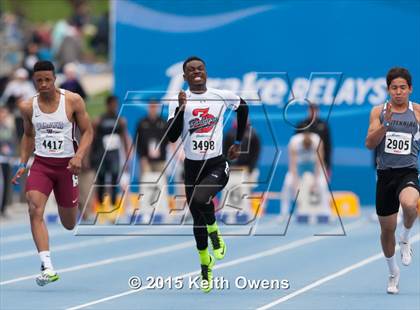 Thumbnail 1 in 2015 Drake Relays photogallery.
