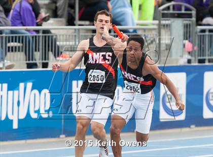Thumbnail 1 in 2015 Drake Relays photogallery.