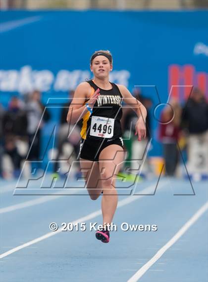 Thumbnail 3 in 2015 Drake Relays photogallery.