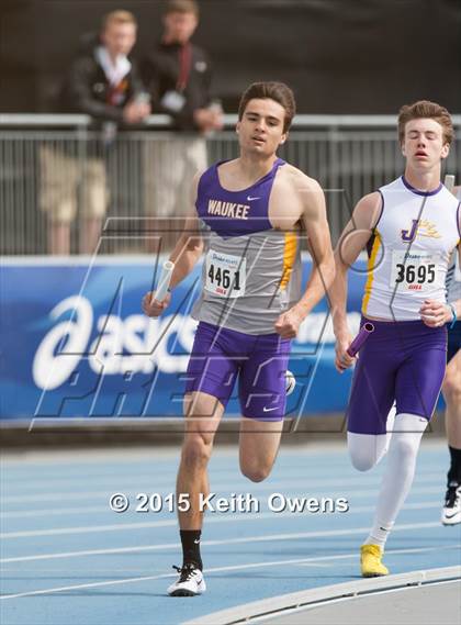 Thumbnail 3 in 2015 Drake Relays photogallery.