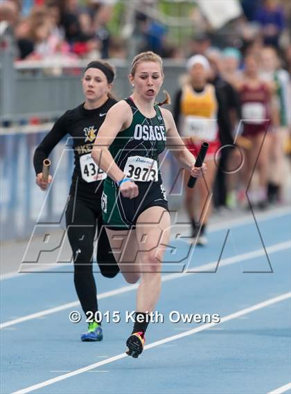 Thumbnail 3 in 2015 Drake Relays photogallery.