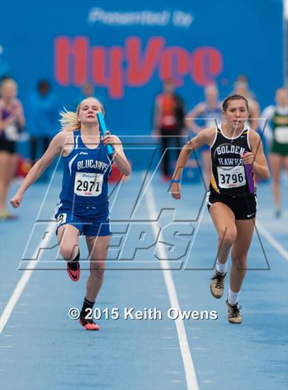 Thumbnail 3 in 2015 Drake Relays photogallery.