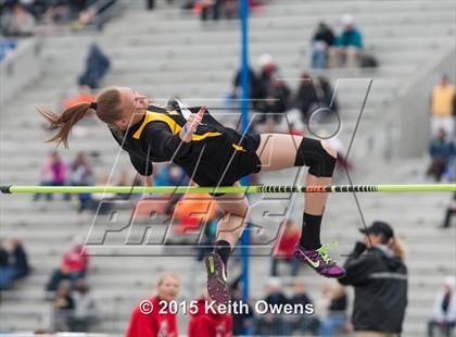 Thumbnail 1 in 2015 Drake Relays photogallery.