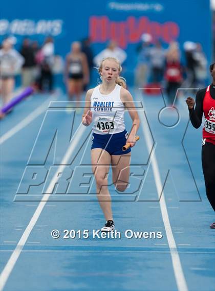 Thumbnail 2 in 2015 Drake Relays photogallery.