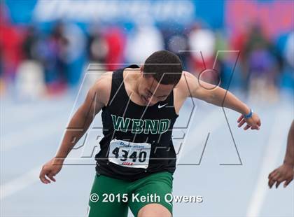Thumbnail 2 in 2015 Drake Relays photogallery.
